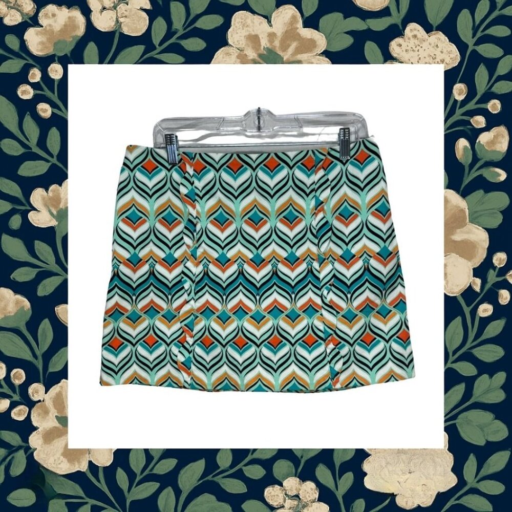 Crown & Ivy Scalloped Skort/Skirt